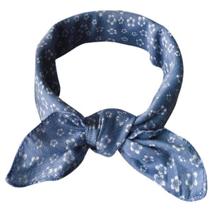 Fashion Plaid Dots Style Winter Pet Bandanas Cotton Washable Dog Bandanas Scarf Bowties Collar Pet Square Bib For Puppies Kitten
